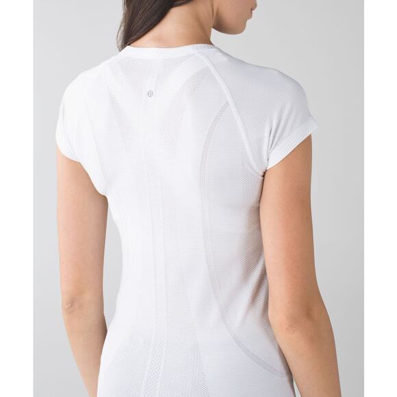 LULULEMON Women's Swiftly Tech Short Sleeve Scoop Size 10 In Heathered White - Picture 5 of 11